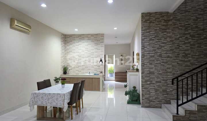 Rumah Siap Huni Uk 10X22m di Pluit Muara Karang