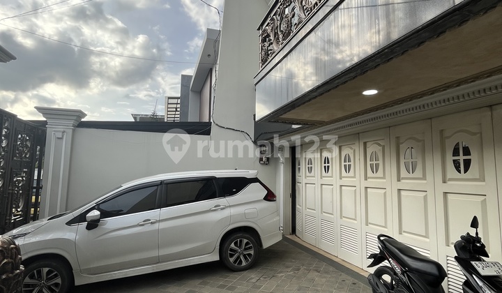 Jarang Ada Rumah Mewah American Clasic Modern Uk 10X20 M di Jakarta Barat [ Pik. Puri Indah] 2