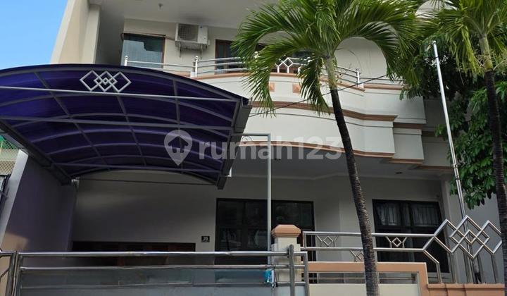 Pluit Muarakarang House