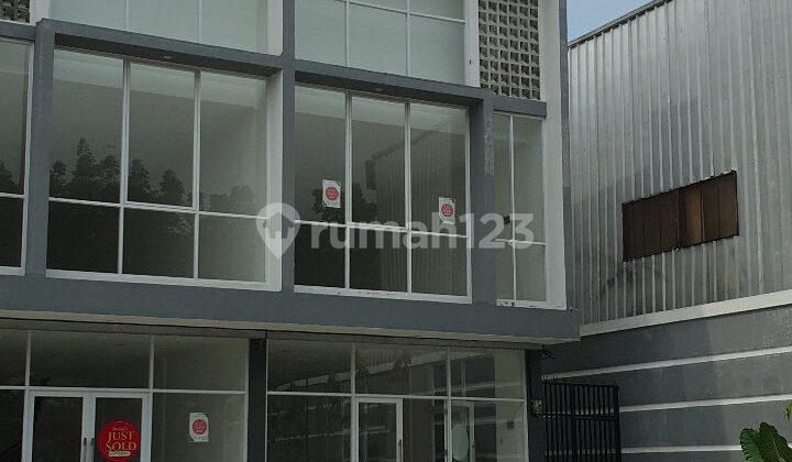 Ruko Siap Huni 2 Lt di Multi Bizpark Bekasi