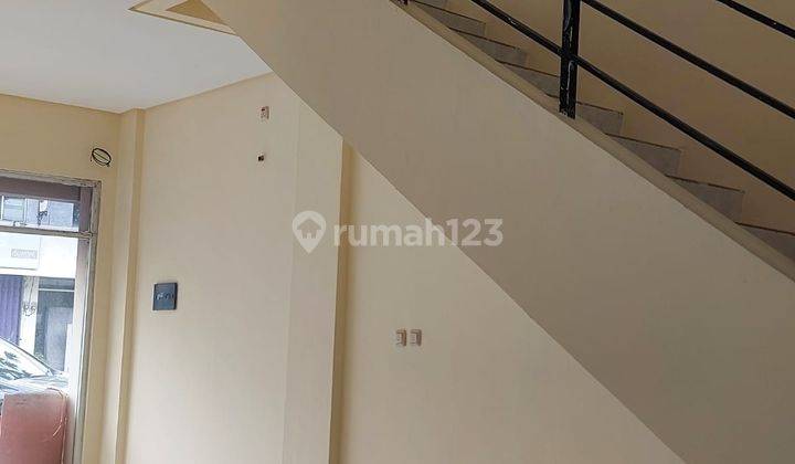 Disewakan Ruko 2 Lantai di Karang satria bekasi 3