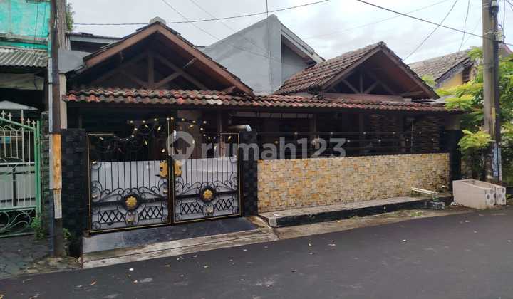 Dijual Rumah Bagus 1,5 Lantai di Babelan Indah Bekasi Dijual Rumah Bagus 1,5 Lantai di Babelan Indah Bekasi