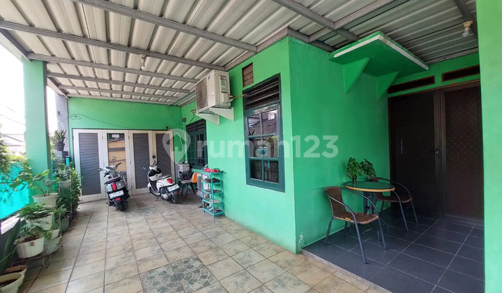 Rumah Hoek Murah + Toko Di Pinggir Jalan Raya Galaxy Bekasi Selatan Harga Nego Sampai Jadi