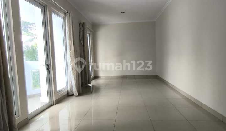 Dijual Rumah 2 Lantai Kondisi Bagus Siap Huni di Cluster Vernonia Summarecon Bekasi Dijual Rumah 2 Lantai Kondisi Bagus Siap Huni di Cluster Vernonia Summarecon Bekasi