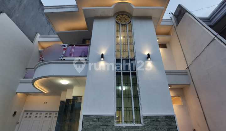 Rumah Bau Renovasi Villa Permata Gading 200m Rapih Minimalis