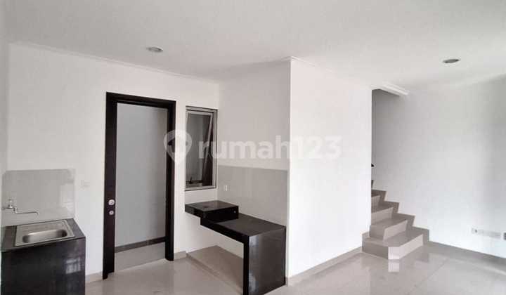 Murah !! Rumah Pik 2 Cluster Springville, SHM Jual Cepat 2