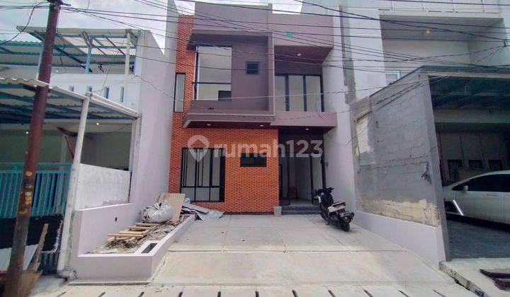 RUMAH BARU DALAM KOMPLEK 2 LANTAI, 7X15, BEBAS BANJIR, JUAL CEPAT, BISA NEGO 1