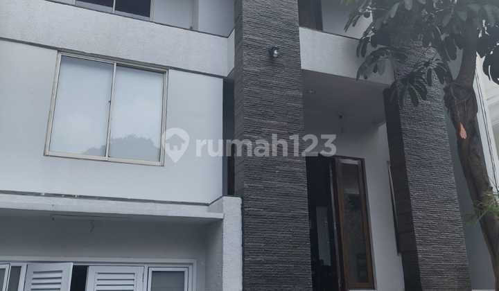 Murah, Katamaran Indah Pik, Luas 200m, 2,5 Lantai Siap Huni 2