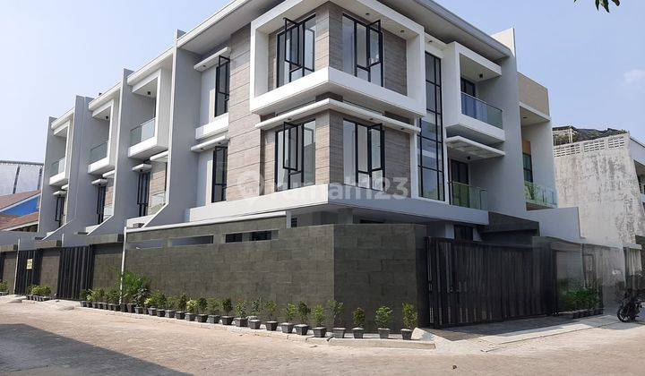 Rumah Baru, Cluster Near Jis, 3 Lantai, High Quality, Jalanan Lebar 1