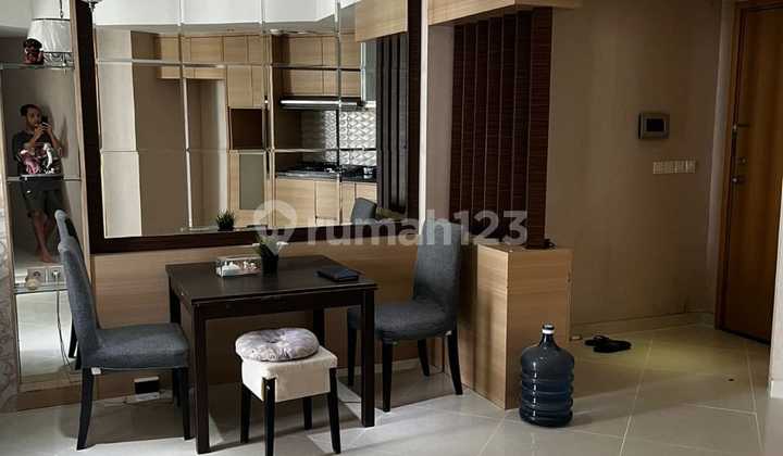 Cheap !! Apartment The Mansion Kemayoran 2 Bedrooms 73M, Furnished, can be KPA, Fast Sale, Net. Cheap !! Apartment The Mansion Kemayoran 2 Bedrooms 73M, Furnished, can be KPA, Fast Sale, Net.