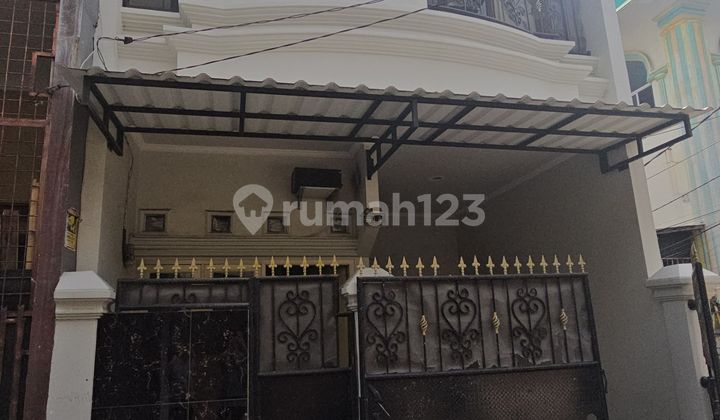 Murah Rumah Cantik, 3 Lantai Pademangan Near Kemayoran, Baru Renovasi Jual Cepat