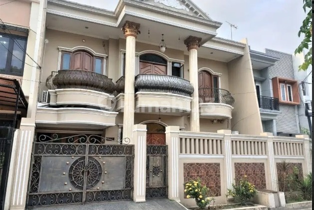 Murah, Rumah Besar Di Paradise 2, 12X20 2 Lantai, Model Mediterania, Jual Cepat Bisa Kpr 2