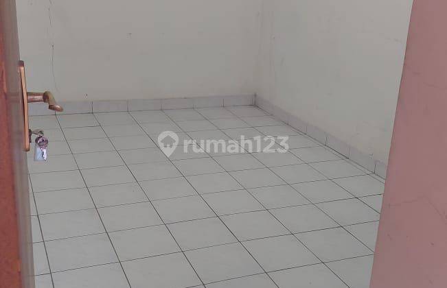 Apt Cempaka Mas 3br, Baru Renovasi, Lantai Parket, Free Vip Parking Lot, Jual Murah Dibawah Njop  2