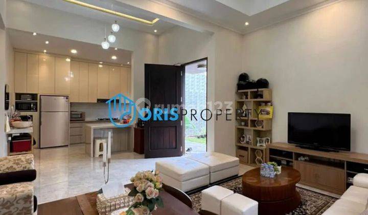 Rumah  Semi Furnished SHM - Sertifikat Hak Milik di Jatiwaringin 5