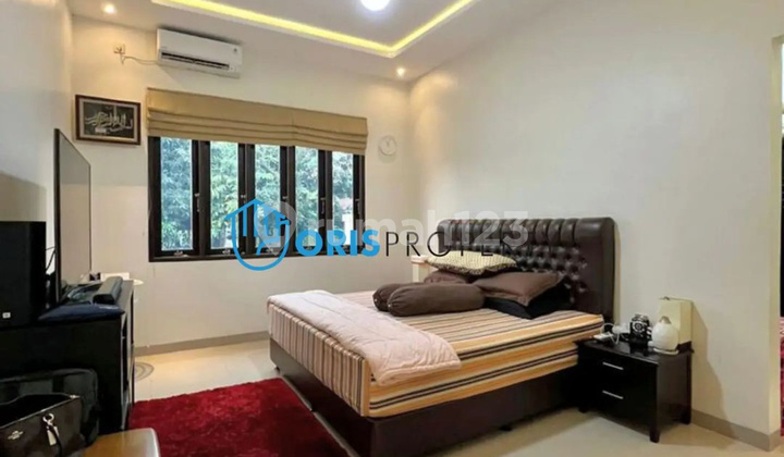 Rumah  Semi Furnished SHM - Sertifikat Hak Milik di Jatiwaringin 7