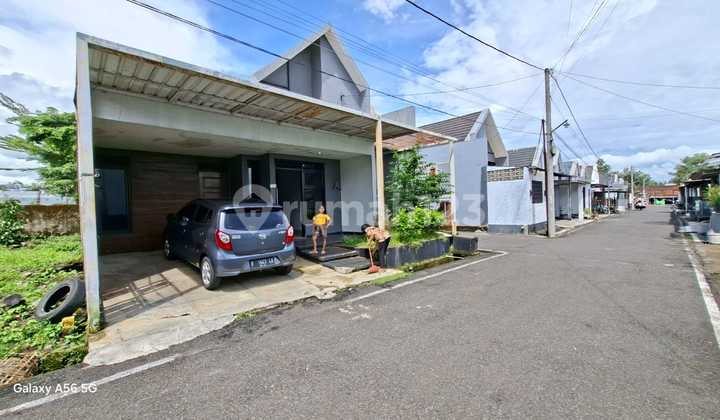 Rumah Hook Modern Minimalis Perum Seloarum Dekat Terminal Purwokerto 2