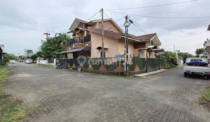 Rumah Mewah hook tingkat perum Puri Hijau dekat Andhang Pangrenan Purwokerto 1