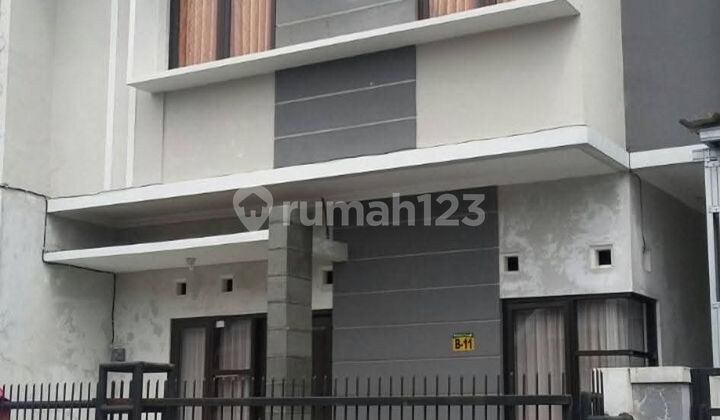 Rumah 2 Lantai Minimalis Perum Dekat Pasar Tambaksogra Purwokerto Rumah 2 Lantai Minimalis Perum Dekat Pasar Tambaksogra Purwokerto