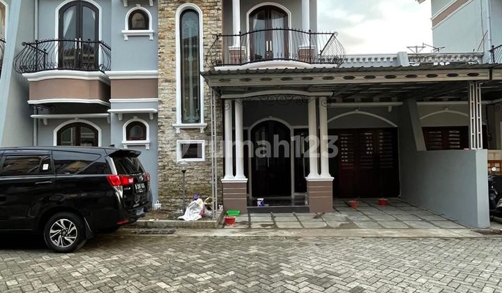 Rumah 2 Lantai Desain Clasik Dekat Kampus Unwiku Purwokerto Rumah 2 Lantai Desain Clasik Dekat Kampus Unwiku Purwokerto