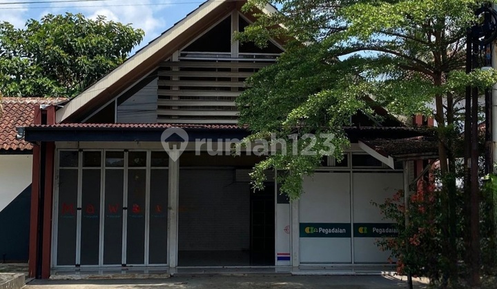 Rumah Tingkat Jln Raya Mantrianom Bawang Banjarnegara