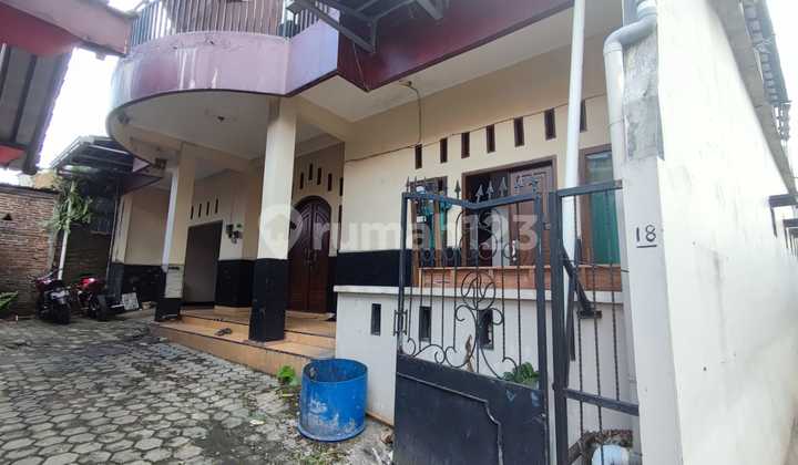 Kos Tingkat 13 Pintu Kompleks Kampus Unsoed Purwokerto