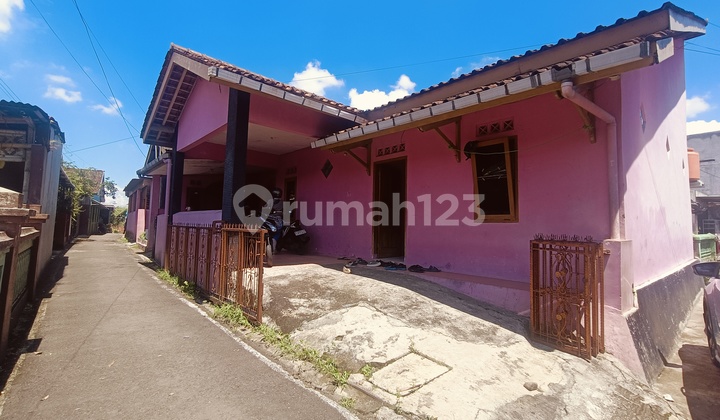 Rumah Kos 13 Pintu Grendeng Kompleks Kampus Unsoed Purwokerto