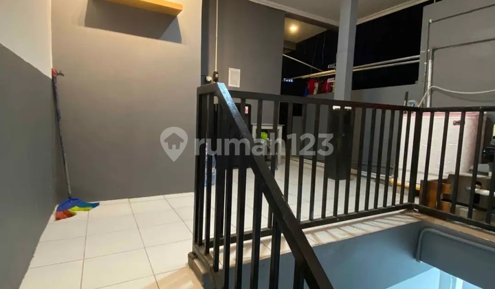 Kos Tingkat 12 Pintu Kompleks Kampus Unsoed Purwokerto Kos Tingkat 12 Pintu Kompleks Kampus Unsoed Purwokerto