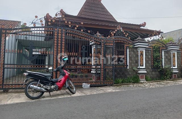 Joglo House Near The Florest Tourism & 5 Unsoed Purwokerto Campuses. 2