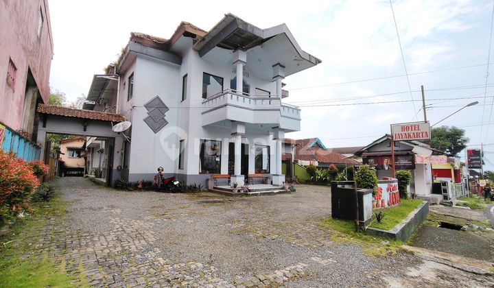 Hotel 2 Lantai 28 Kamar Kompleks Wisata Baturaden Purwokerto