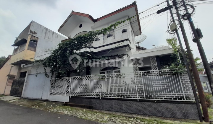 Rumah Tingkat Hook Perum Sumampir Dekat Kampus Unsoed Purwokerto