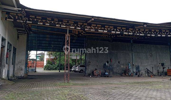 DIJUAL BUTUH UANG LAHAN USAHA DI POROS JALAN RAYA IR. SOEKARNO, KOTA BATU, MALANG Ruang Usaha 2