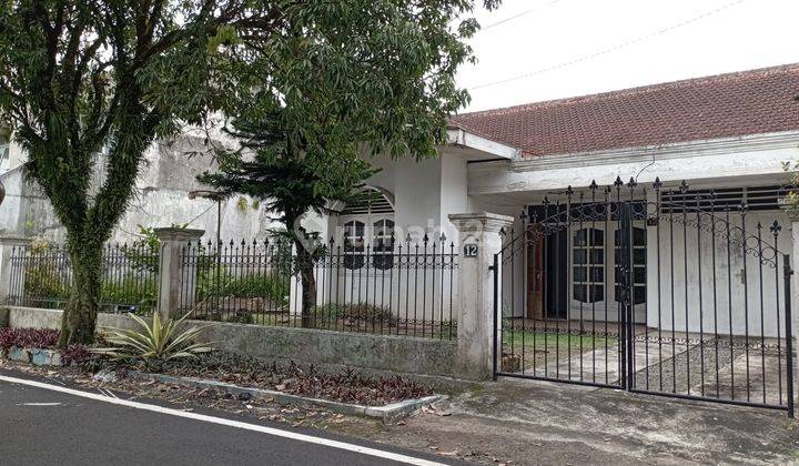 DIJUAL BUTUH UANG RUMAH STRATEGIS DI JALAN BAIDURI PANDAN, TLOGOMAS, KOTA MALANG 1