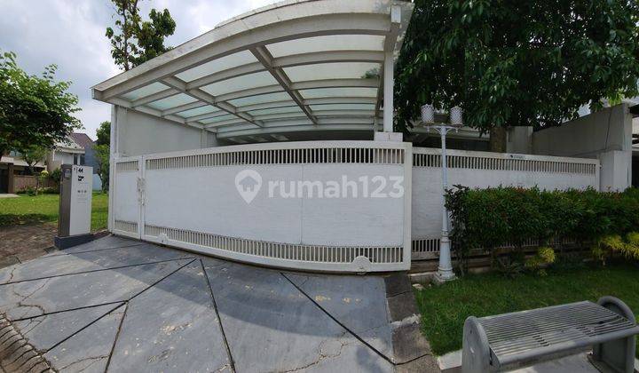 Dijual Rumah Mewah Elegan Di Perumahan Telaga Golf Araya, Blimbing, Malang 2