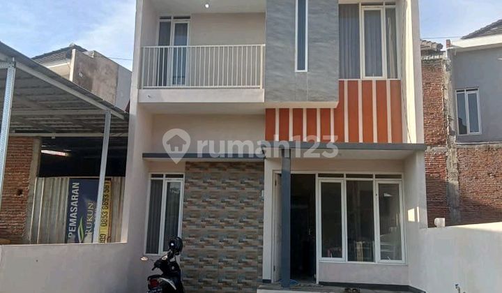 Super Cheap for Sale Modern House in Podo Rukun Housing, Junrejo, Batu City