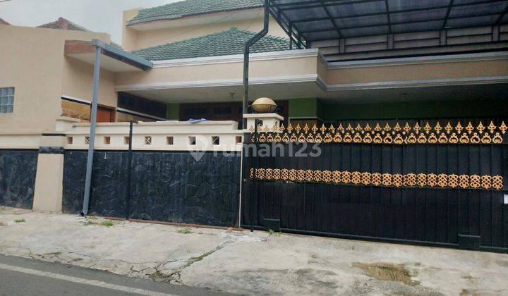 Dijual Cepat Rumah Modern Di Jalan Bunga Nusa Indah, Soekarno Hatta, Kota Malang 1