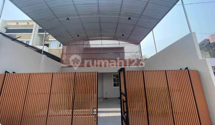 Dhyana Rumah baru ukuran 8x19m hadap timur di jelambar  2