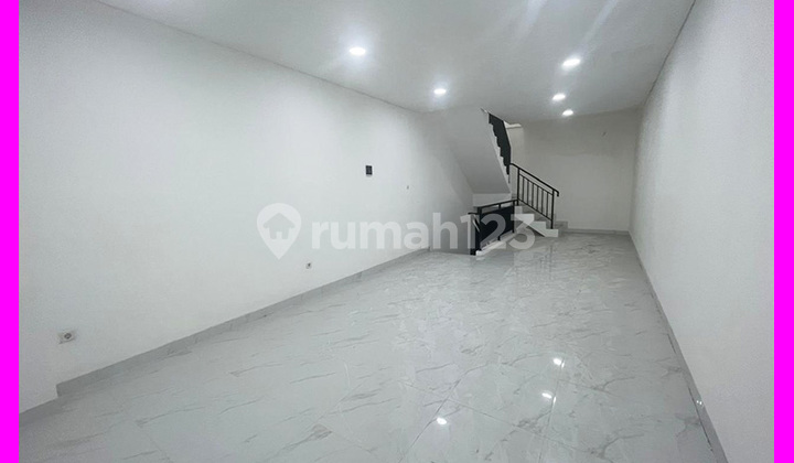 Dhyana Disewa ruko baru uk 4x20m di jelambar Dhyana Disewa ruko baru uk 4x20m di jelambar