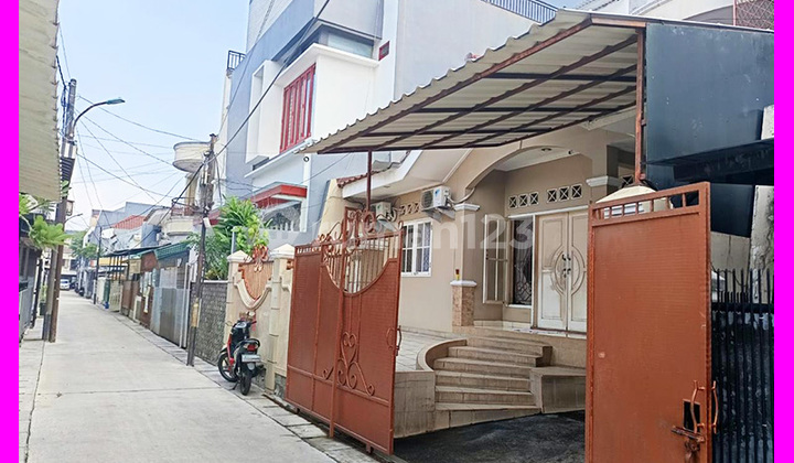 Dhyana Rumah Ukuran 10X15m di Komplek Greenville Kebon Jeruk, Jakarta Barat