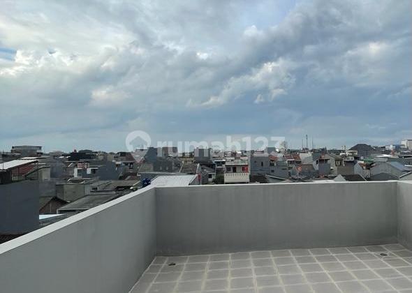 Dhyana Rumah Baru Uk 4x15m Jalan 2 Mobil di Jelambar 5