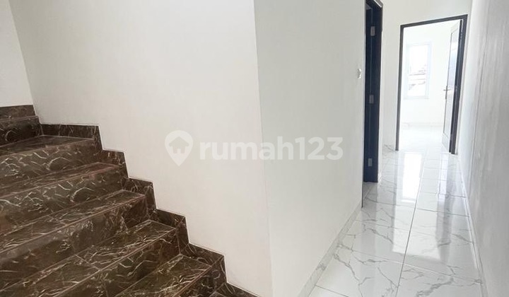 Dhyana Rumah Baru 3.5lt Hadap Selatan di Komplek Kavling Polri  7