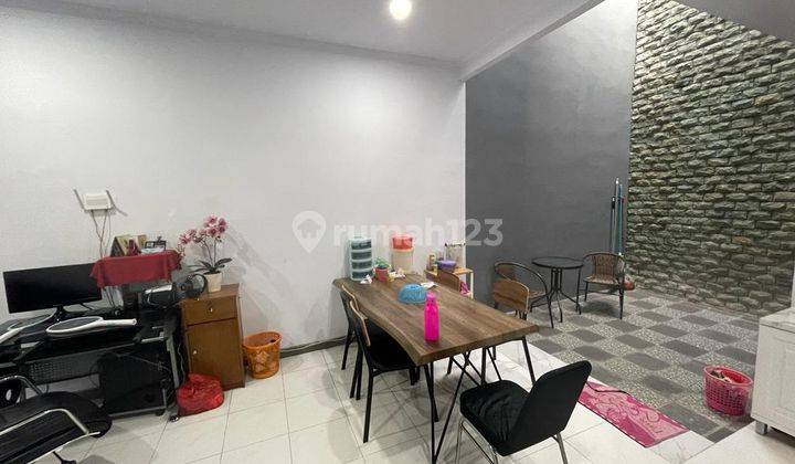 Dhyana Rumah Jelambar 2lt Uk 7x16m di Komplek Kavling Polri  4