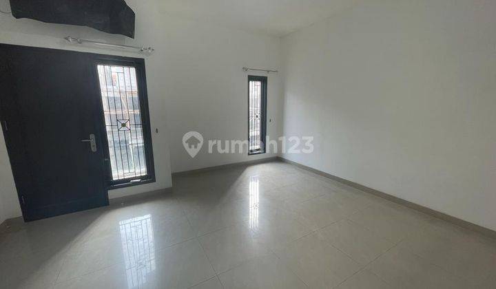 Dhyana Rumah Full Renovasi Uk 4x15m Lokasi Bagus Komplek Kavling Polri 1