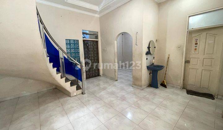Dhyana Rumah Disewa Uk 7x15m di Komplek Kavling Polri 1