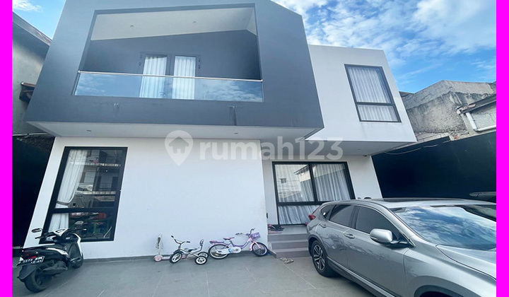 Dhyana Rumah semi furnish luas tanah 252m2 di jelambar Dhyana Rumah semi furnish luas tanah 252m2 di jelambar