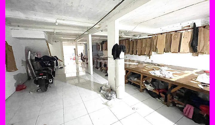 Dhyana Commercial House Land Area 124M2 in Jelambar