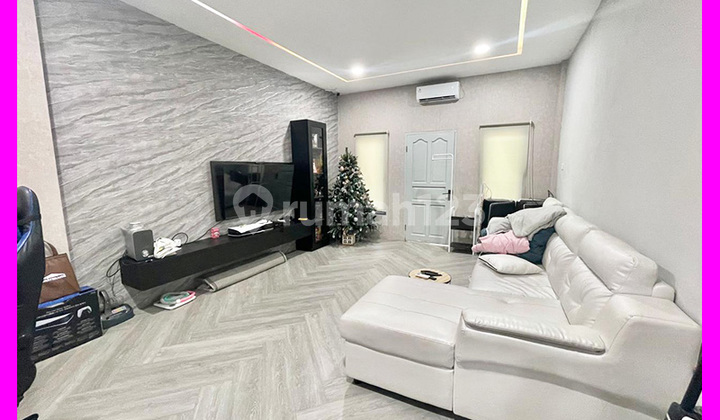 Dhyana Semi-furnished house size 4x20m in Jelambar