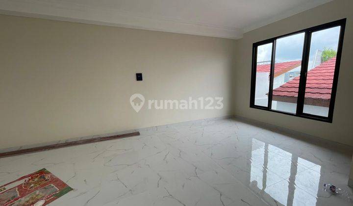 Dhyana Rumah Baru Uk 5x15m Bangunan Bagus di Komplek Kavling Polri 2