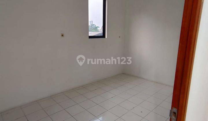 Dhyana Rumah Jelambar Uk 5x15m Bangunan 3 Lantai Lokasi Bagus 2