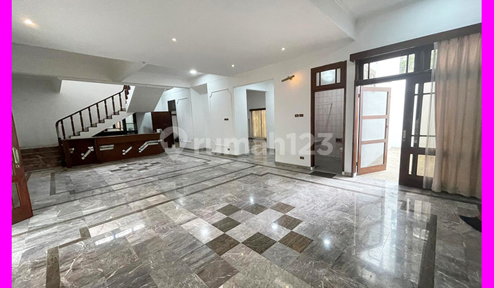 Dhyana Disewa rumah ukuran 17.5x25m di komplek kavling polri Dhyana Disewa rumah ukuran 17.5x25m di komplek kavling polri