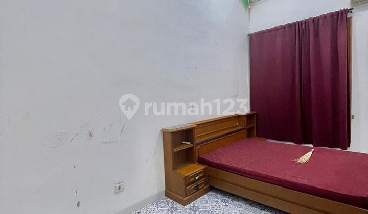 Dhyana Rumah ukuran 14x15m lokasi bagus di komplek kavling polri 2